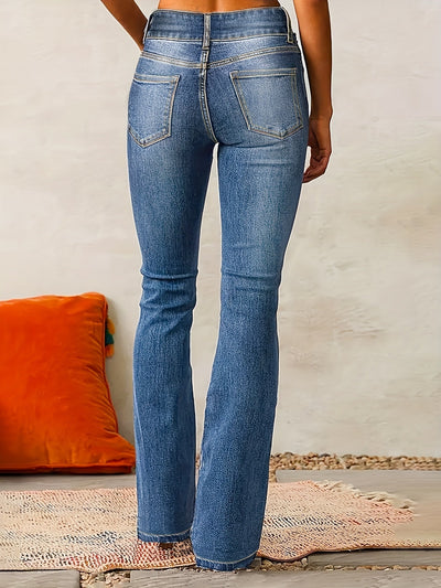 Marylene | High-waisted flared jeans trend