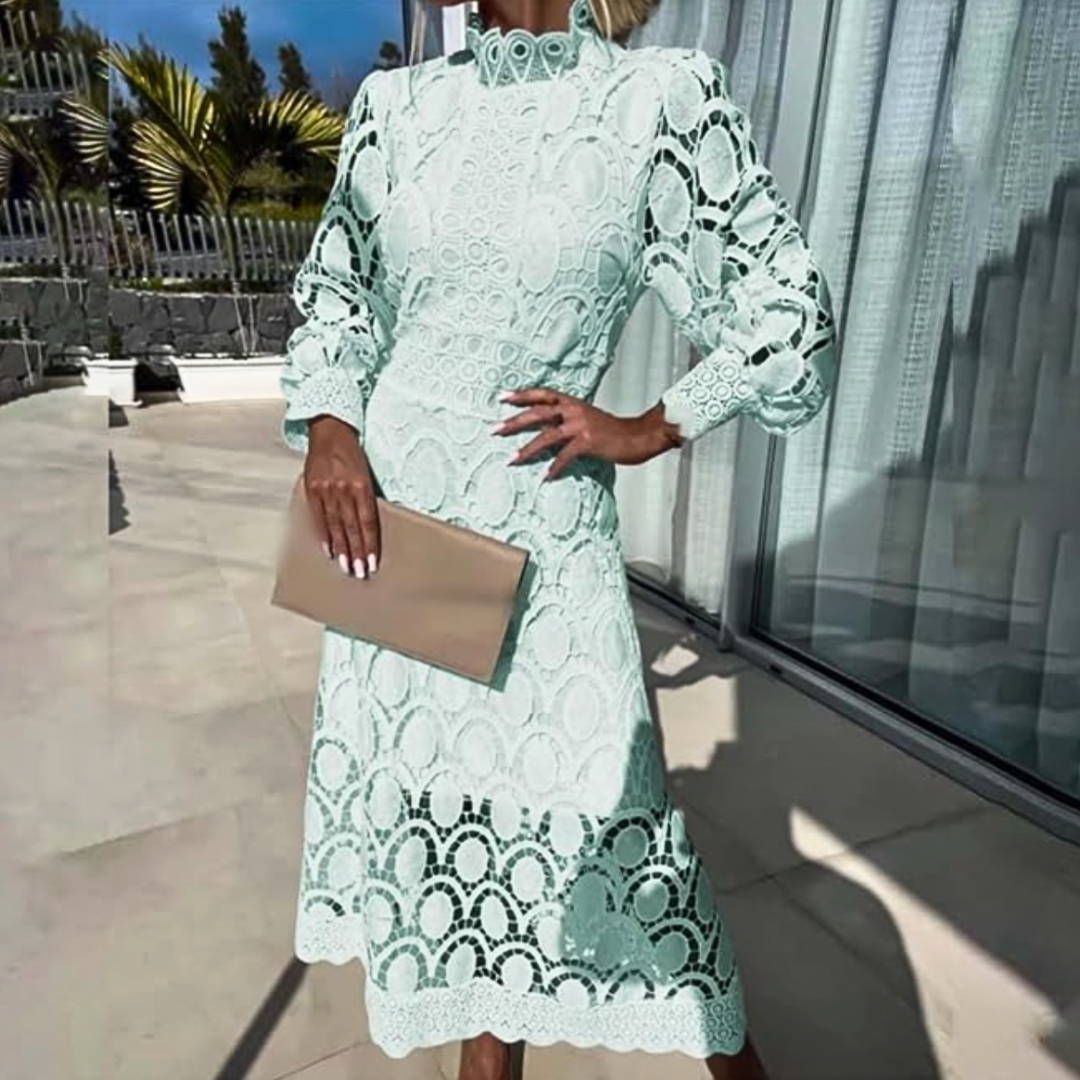 Merindah – Intricate Lace Midi Dress