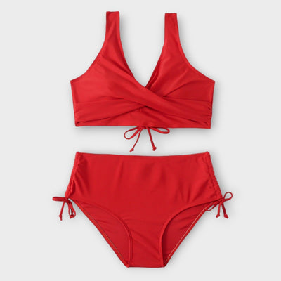 Helle - Figure-Friendly Two-Piece