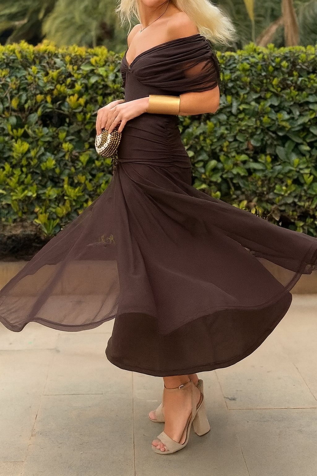 Isla Elegant Mesh Dress