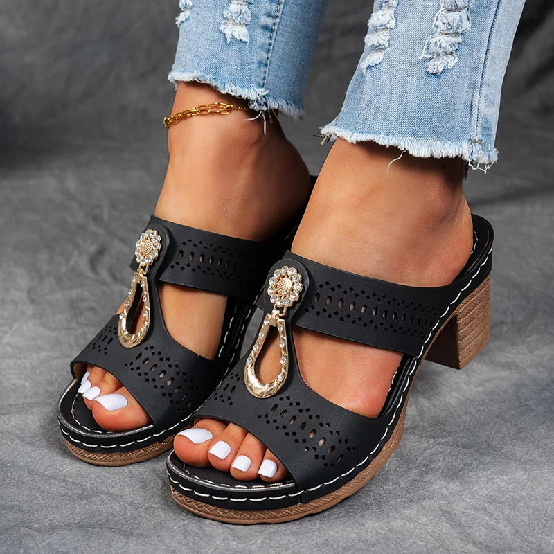 Elora™ | Radiant Charm Sandals