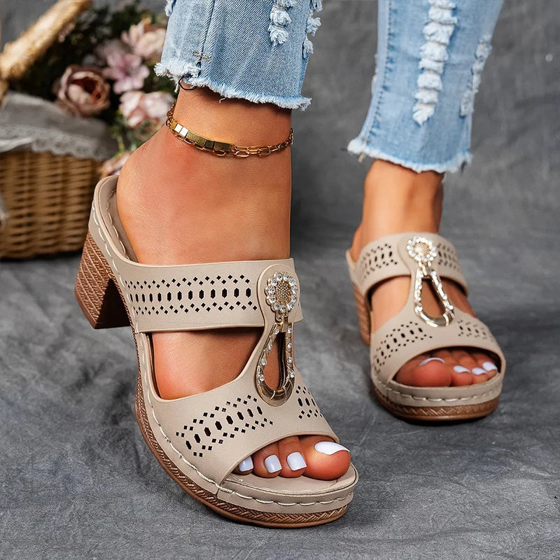 Elora™ | Radiant Charm Sandals