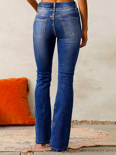 Marylene | High-waisted flared jeans trend