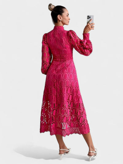 Merindah – Intricate Lace Midi Dress